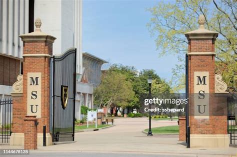 University Gate Photos and Premium High Res Pictures - Getty Images