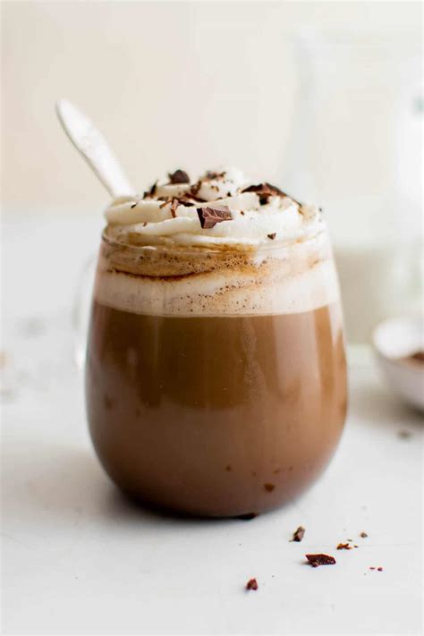 Mocha Latte (Starbucks Copycat) - Spoonful of Flavor