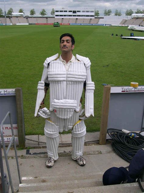 Funny Photos Of Cricket Players Clipart