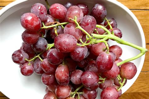 Red Seedless Grapes | Produce Geek