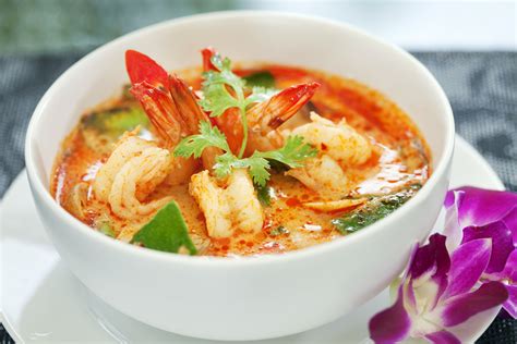 Laos food: Tom Yam Soup is a signature dish of Thai food but it's very ...