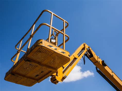 Everything You Ever Wanted to Know About Aerial Lift Safety – TITAN ...