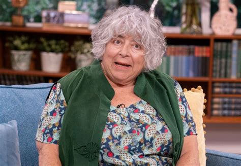 Miriam Margolyes Biography