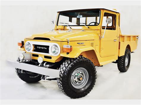 RM Sotheby's - 1976 Toyota FJ45 Land Cruiser Pickup | Auburn Fall 2019