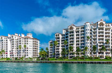 Miami Boat Tour - Celebrity Homes & Millionaire Mansions - Miami Top ...