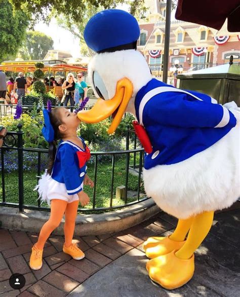 Kids Donald Duck costume in 2020 | Duck costumes, Disney family ...