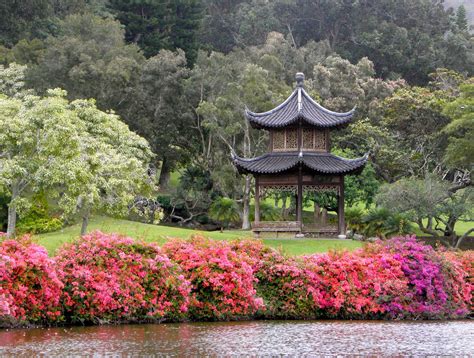 A Breath of Fresh Air: Mahalo Hawaii.................