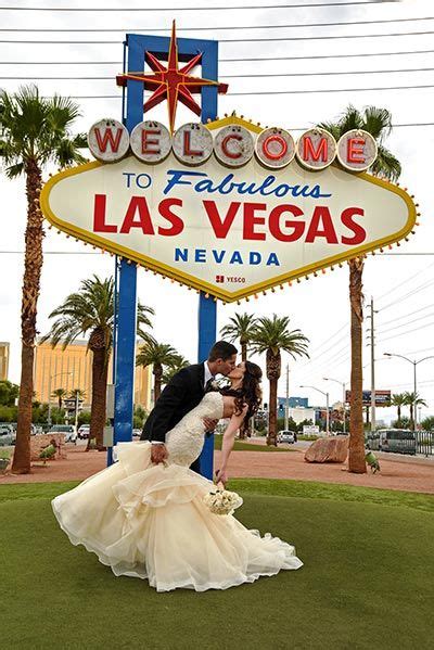 Best Las Vegas Wedding Packages for Every Budget – Chapel of the ...