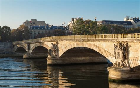 Pont Des Invalides is the Lowest Bridge Traversing the Seine in Paris ...