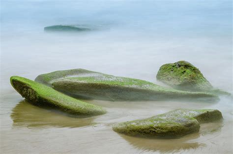 Hidden Beach Photograph by Joseph Smith | Fine Art America