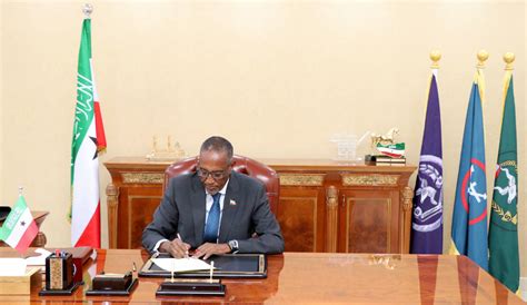 Somaliland President Reshuffles His Cabinet | Saxafi Media