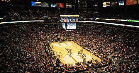 Phoenix delays $230 million Suns arena renovation vote