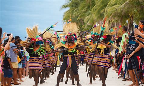 Ati-atihan Festival | Things To Do in Boracay Island | Vacationhive