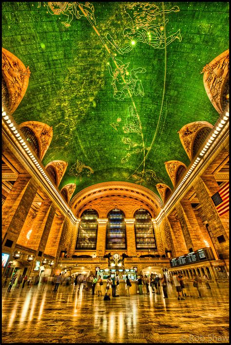 Grand Central Station Ceiling / What Is That Spot on the Ceiling of ...