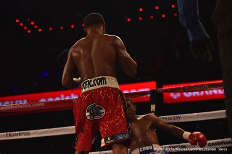 Results: Lamont Roach Jr. Stops Deivis Julio Bassa - Latest Boxing News ...