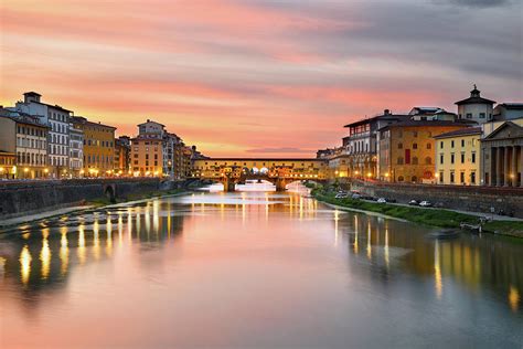 Cityscape at Ponte Vecchio over Arno River at Sunset, Florence, Tuscany ...