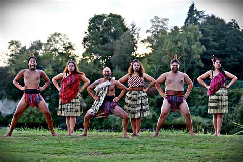 Tutoring and Kākahu — The Haka Shop | Authentic Māori Cultural Experience