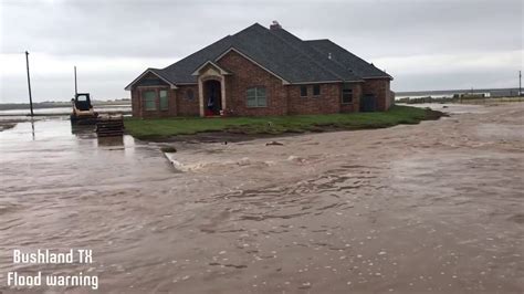 SIGNIFICANT FLOODING in Bushland Texas west of Amarillo - YouTube