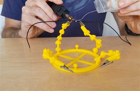 Solder Helping Hands by Maker Mike | Download free STL model ...