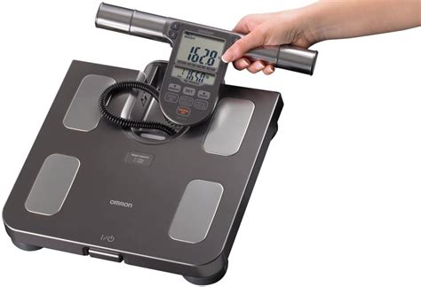 Omron Body Composition Monitor with Scale - 7 Fitness Indicators & 90 ...