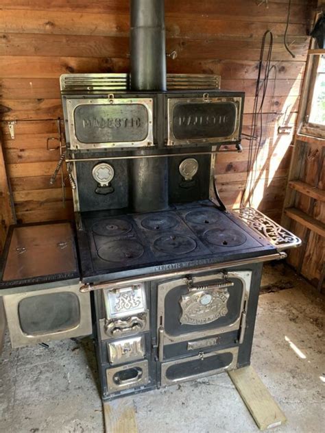 antique Coal/wood cook stove, 1911 Great Majestic wood/coal stove ...