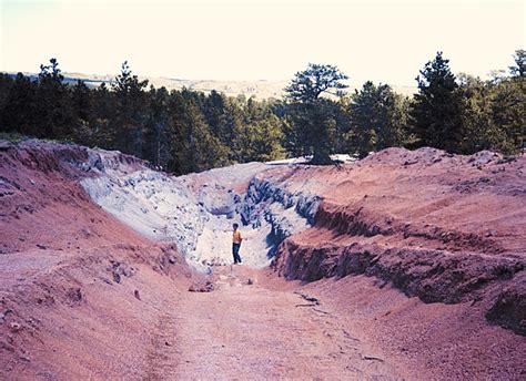 Wyoming Diamond & Gemstone Province: Kimberlite Pipes and Volcanoes