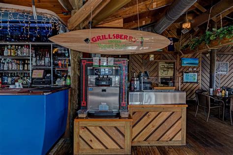 Grills Seafood Deck and Tiki Bar | Port Canaveral Florida