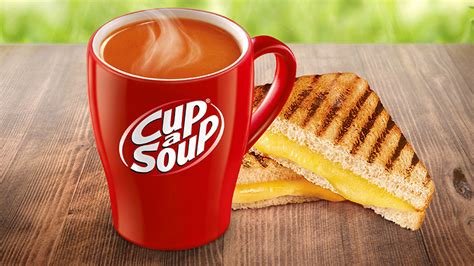 Continental Cup a Soup Classic Tomato soup with a cheese toastie