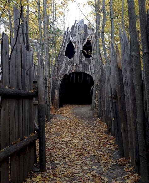 30+ Backyard Haunted House Ideas – DECOOMO