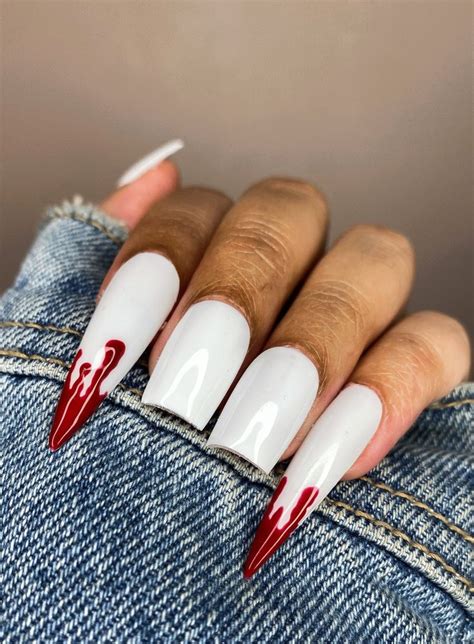 Vampire Nail Set - Etsy | Stylish nails, Halloween nails, Nail designs