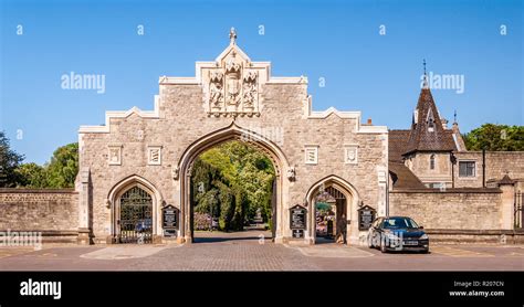 The City of London Cemetery and Crematorium Grand Entrance Stock Photo ...