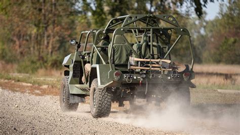 GM Defense Successfully Delivers First Infantry Squad Vehicle (ISV) to ...