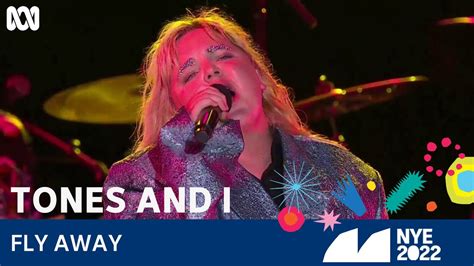 Tones and I - Fly Away | Sydney New Year's Eve 2022 | ABC TV + iview ...