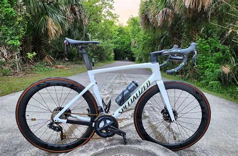 A Specialized Tarmac SL7 out for a ride - Elitewheels