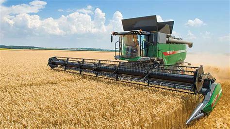 Fendt adds mowers, rakes, combines and balers to range - Farmers Weekly