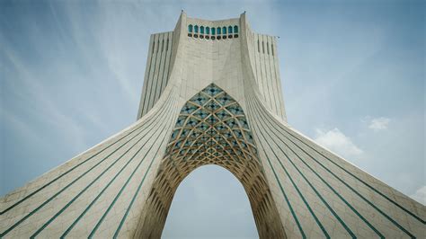 A Brief History of Azadi Tower in Tehran