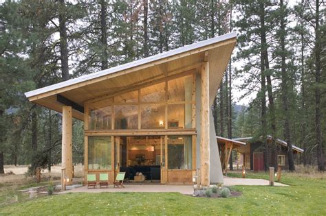 Shed Roof Cabin Design Methow Valley, WA |Natural Modern Architecture Firm