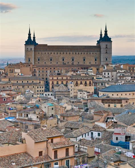 File:Alcazar of Toledo - Toledo, Spain - Dec 2006.jpg - Wikimedia Commons