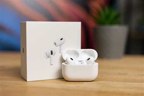 Apple AirPods Pro 2 gen in White, box included - www.gruponym.mx