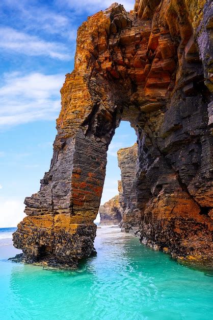 Premium Photo | Playa las catedrales catedrais beach in galicia spain