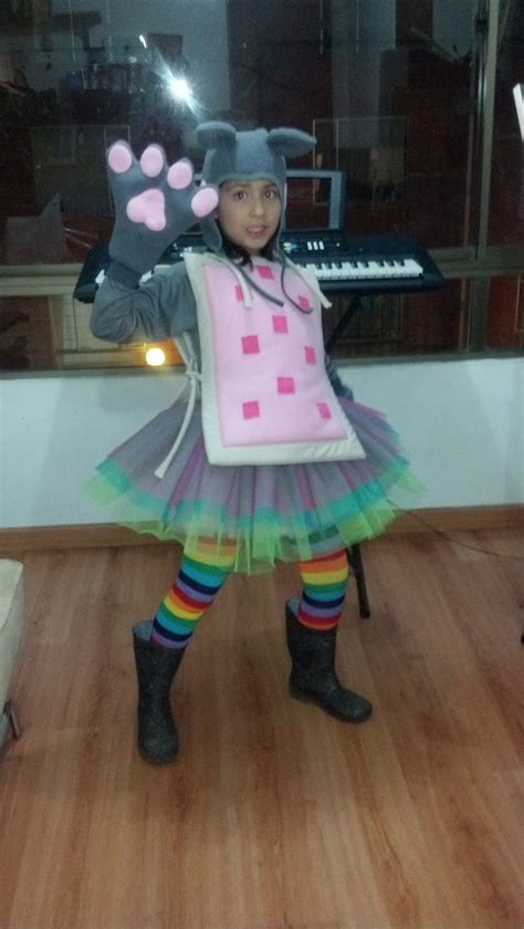 NYAN CAT JULIA: Nyan Cat Costume 2012