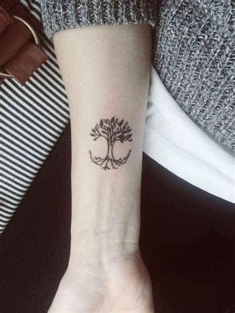 Top 45 Oak Tree Tattoo Designs And Ideas – Artistic Haven