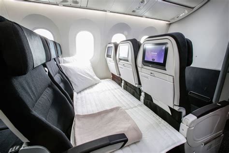 Air New Zealand Boeing 787-9 economy seat review - Executive Traveller