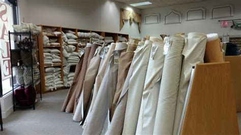 LOOMCRAFT FABRIC OUTLET - 21 Photos & 36 Reviews - 645 Lakeview Pkwy ...