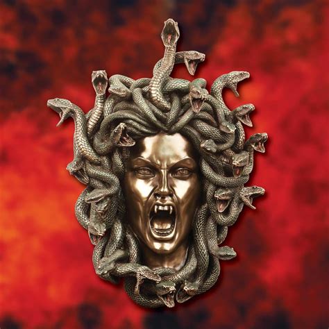 Head of Medusa Wall Plaque - Costumes and Collectibles