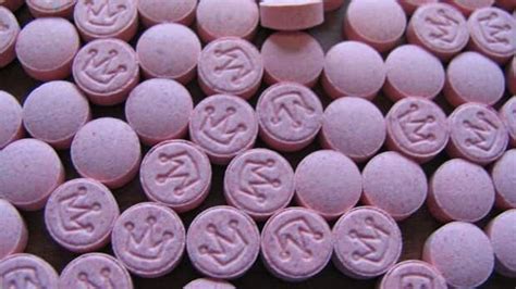 Ecstasy users' brains show toxic effects - Health - CBC News