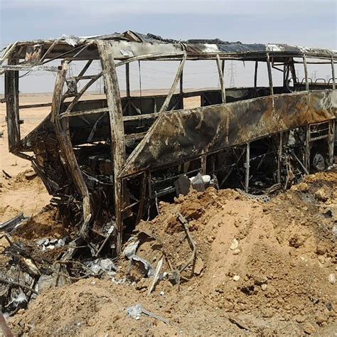 Bus crash kills 10 people in Egypt