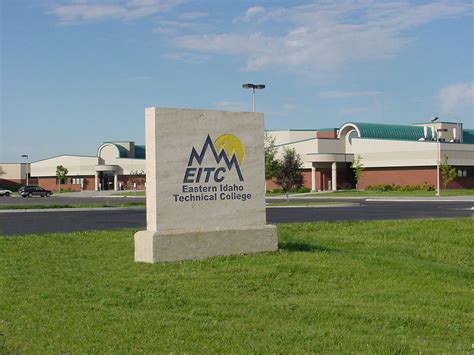 Eastern Idaho Technical College Established as a Community College | CWI