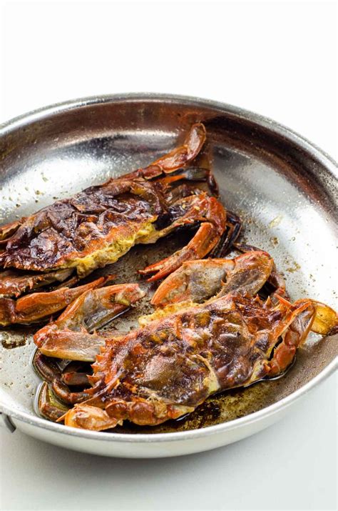 Simple Soft Shell Crabs (Sautéed without Flour) - Umami Girl