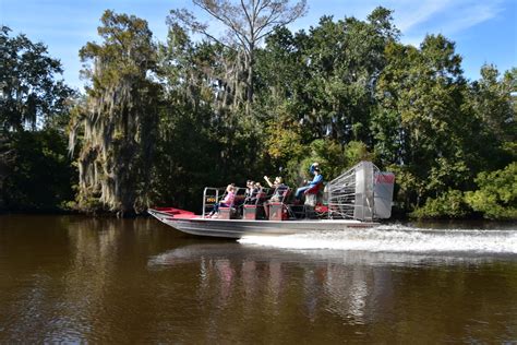 Small Airboat Tours | SwampTours.com Swamp Experiences